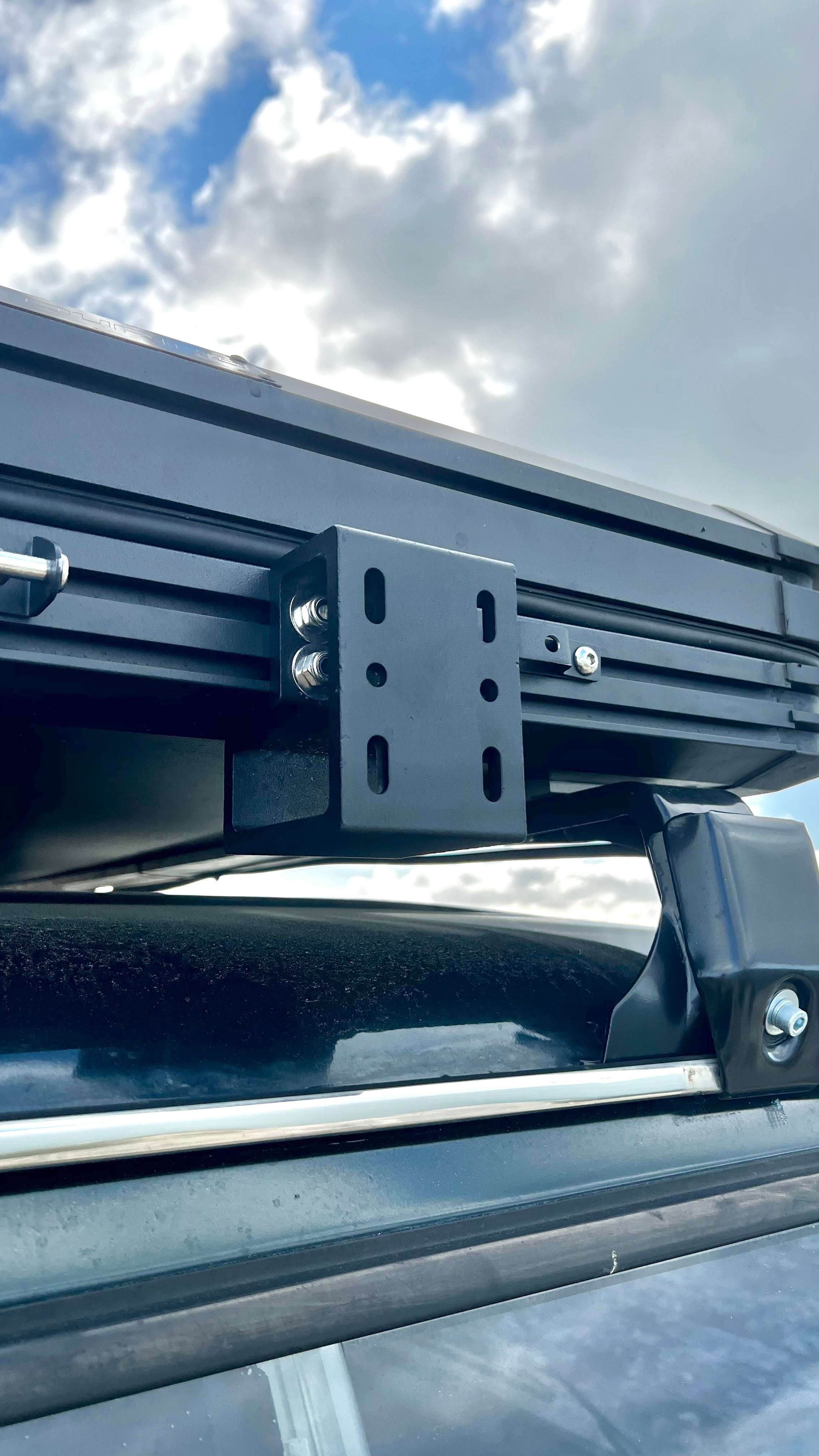 270° Awning Brackets (Pair) Carbon Touring